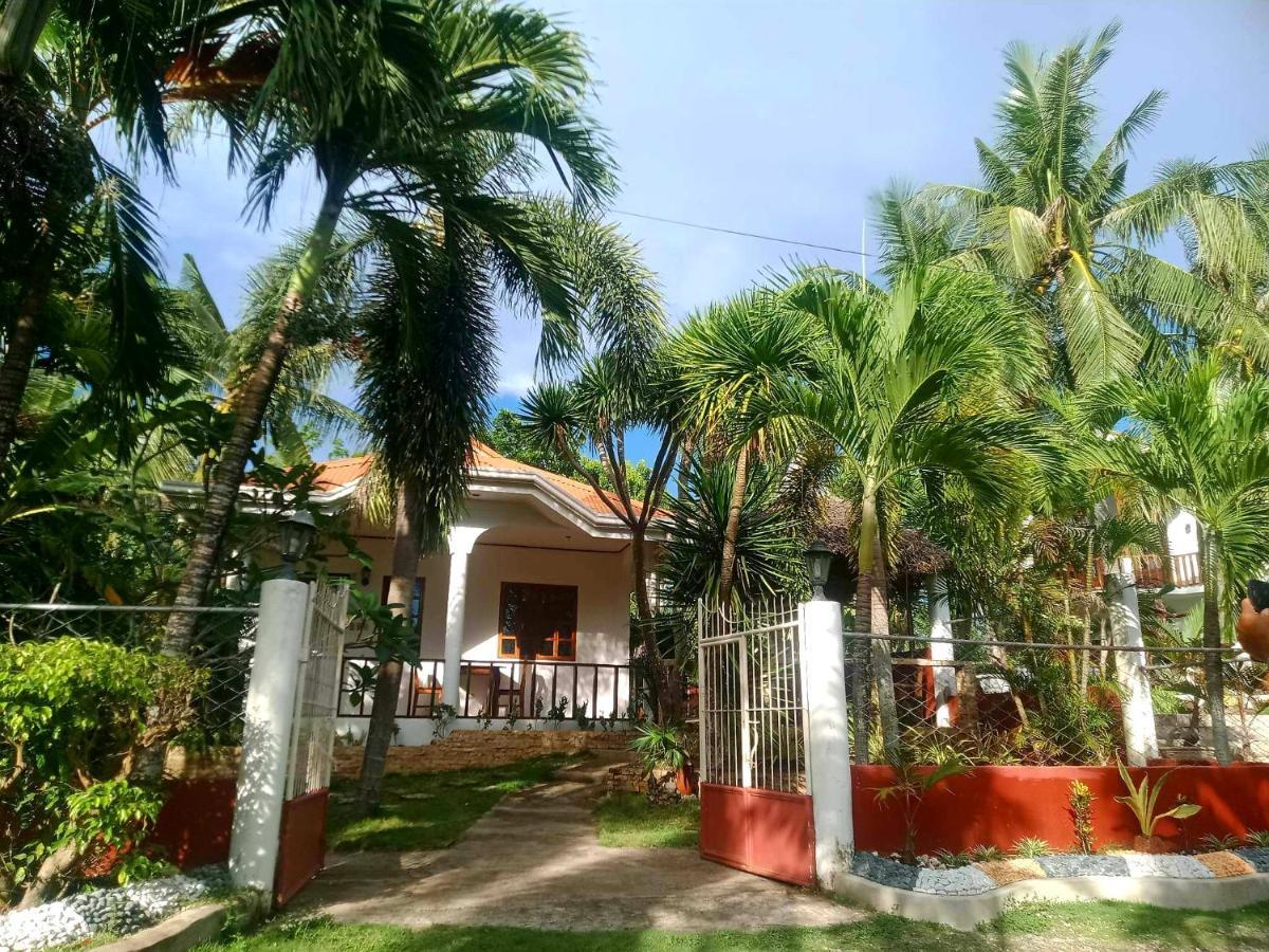 Palmera Palma Private 1-Br Bungalow In Moalboal Esterno foto