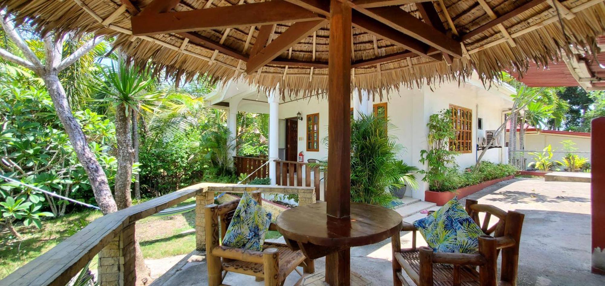 Palmera Palma Private 1-Br Bungalow In Moalboal Esterno foto